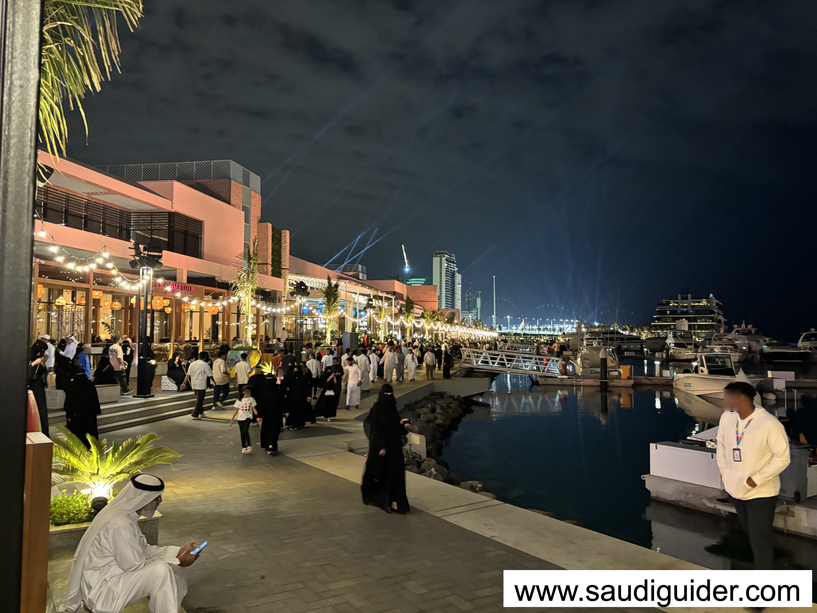 Restaurants and Coffee shops in Jeddah Yacht Club & Marina Academy