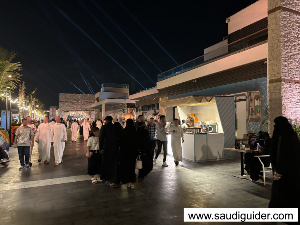 Restaurants and Coffee shops in Jeddah Yacht Club & Marina Academy